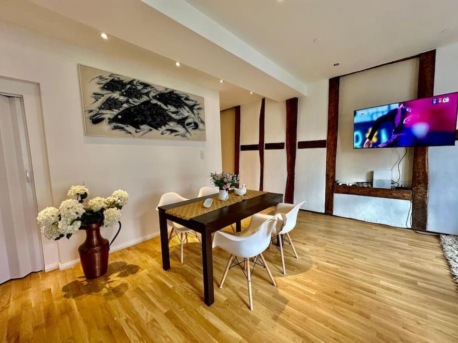 Apartment Am Schloss 2 - Bestes In *